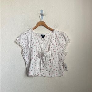 Beverly and Beck Aurora Short Sleeve puff sleeve Top size L NWT‎